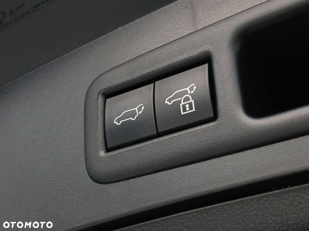 Lexus UX 200 GPF F Impression 2WD - 36