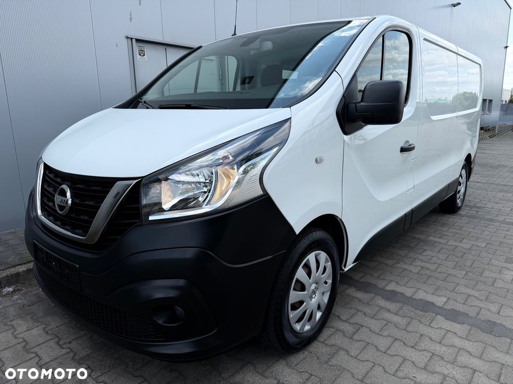 Nissan NV300 - 2