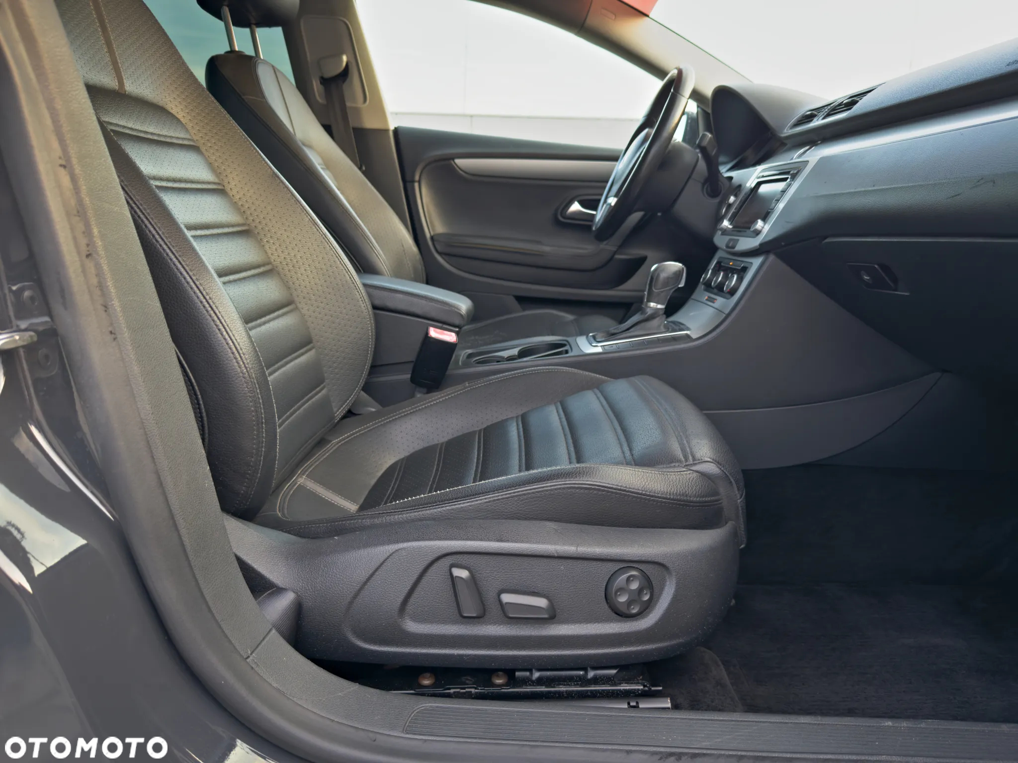 Volkswagen Passat CC 2.0 TSI DSG - 22