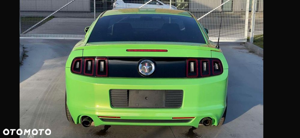 Ford Mustang 3.7 V6 Premium - 4