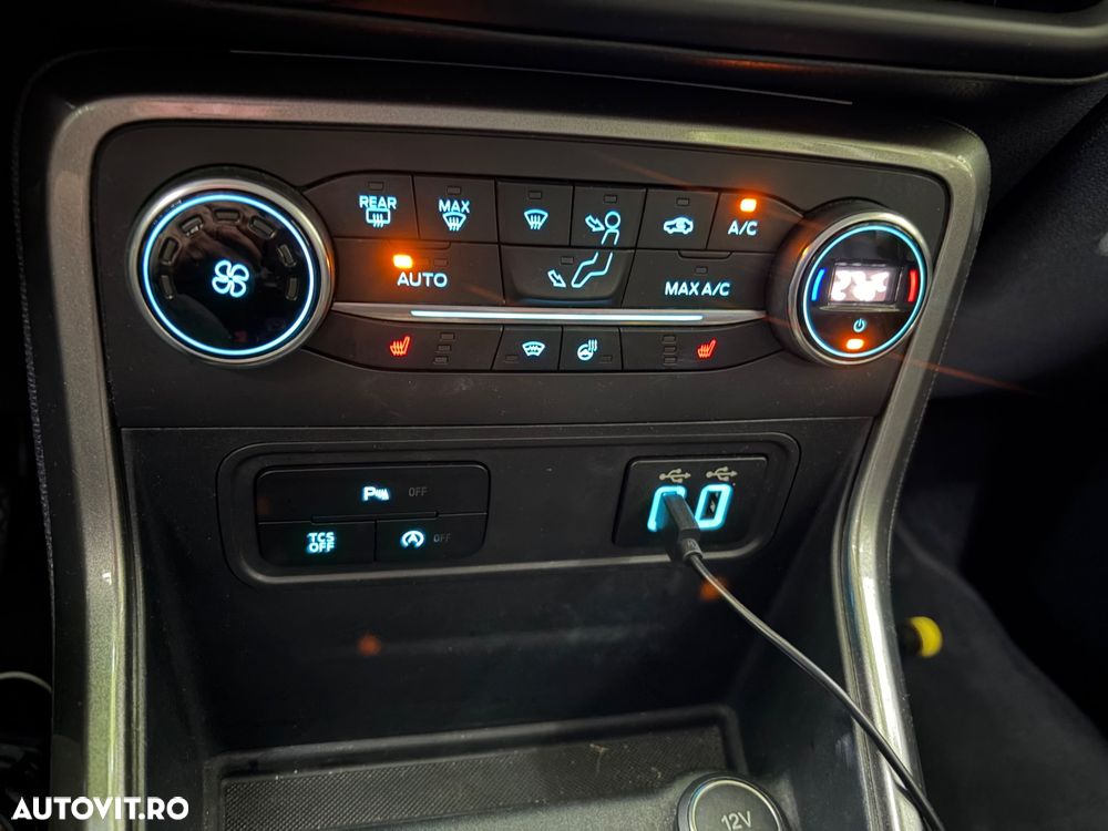 Ford EcoSport - 9