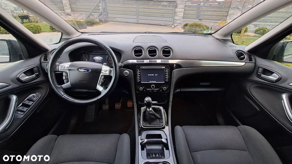 Ford S-Max - 7