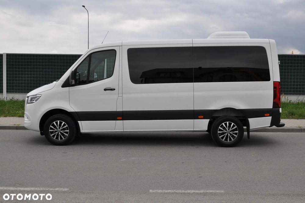 Mercedes-Benz Sprinter - 21