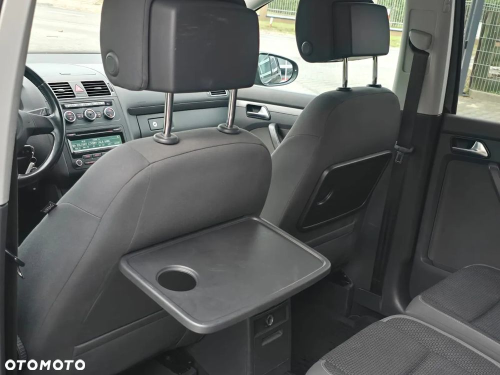 Volkswagen Touran 1.6 TDI DPF BlueMotion Technology Comfortline - 23