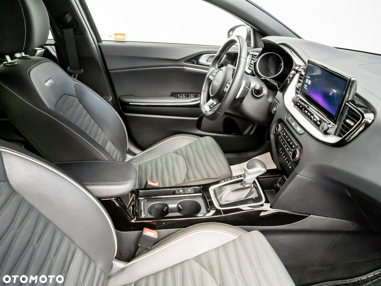 Kia ProCeed 1.5 T-GDI GT Line DCT - 14
