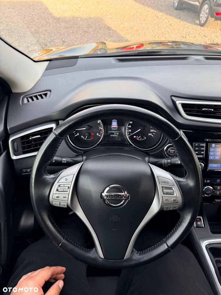 Nissan Qashqai - 16