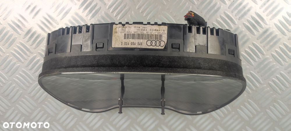 8P0920930K licznik zegary prędkościomierz AUDI A3 8P 2,0 TDI FIS EUROPA - 7