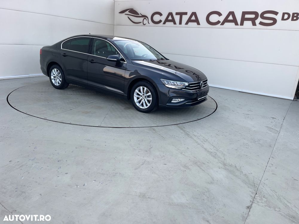 Volkswagen Passat - 21