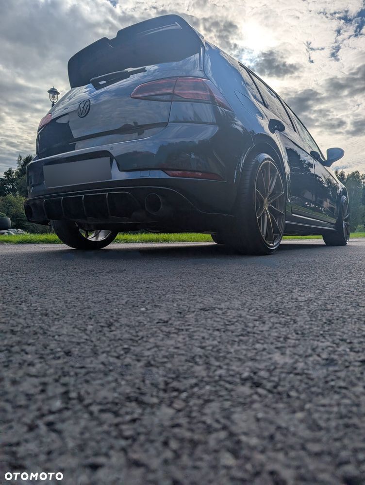Volkswagen Golf - 3