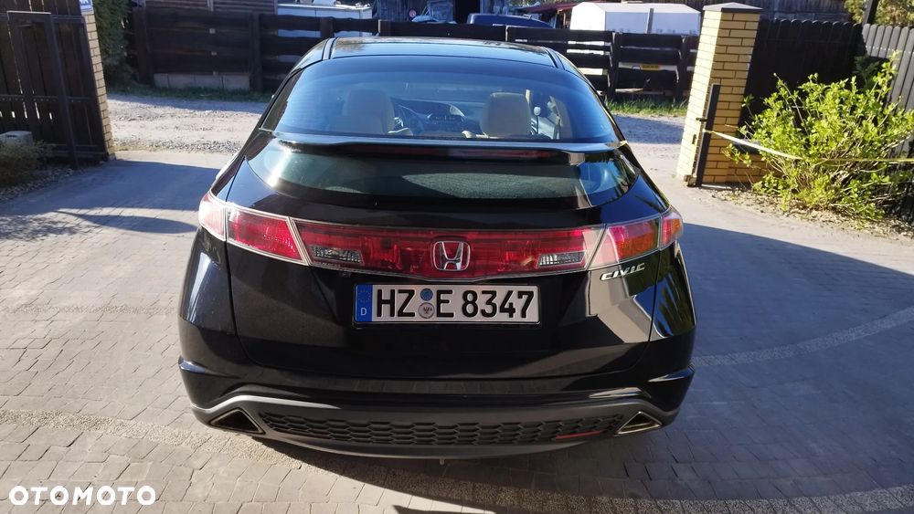 Honda Civic 1.8 Executive NAVI - 40