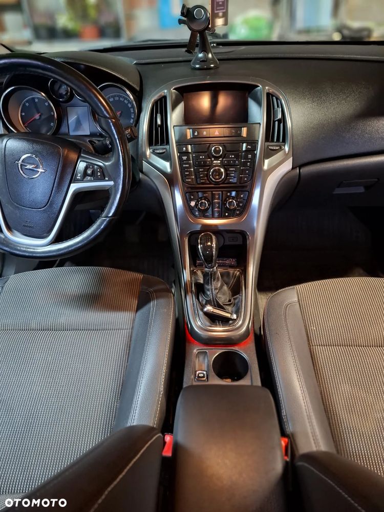 Opel Astra 2.0 CDTI DPF Sports Tourer - 9