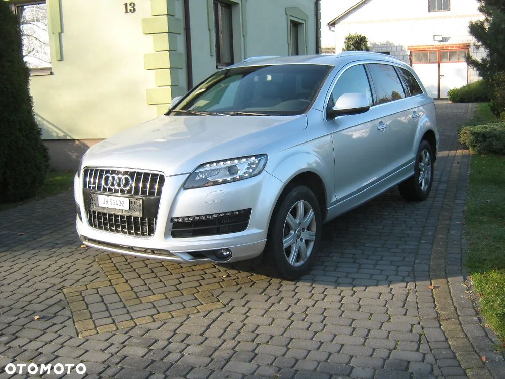Audi Q7 - 1