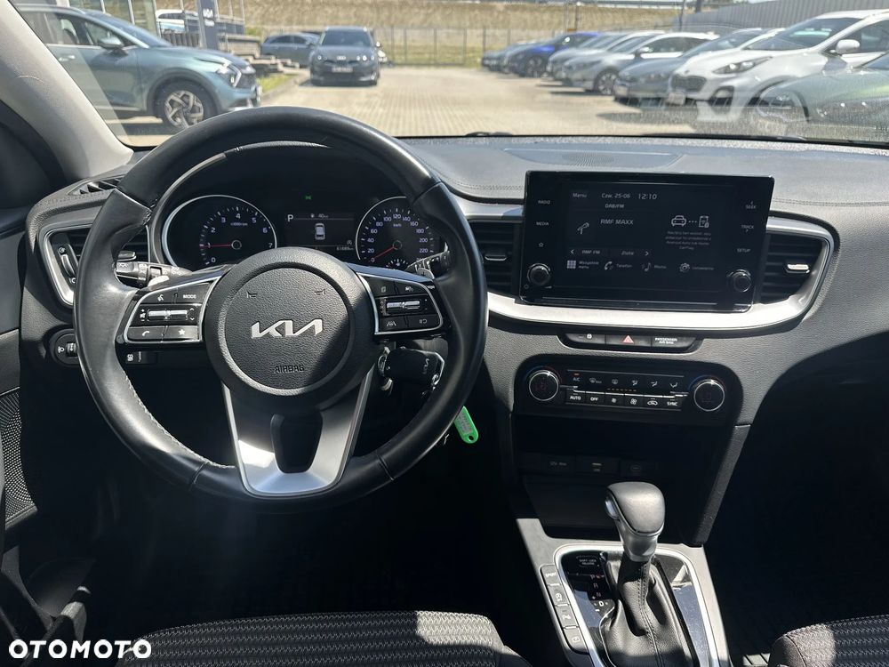 Kia Ceed 1.5 T-GDI M DCT - 14