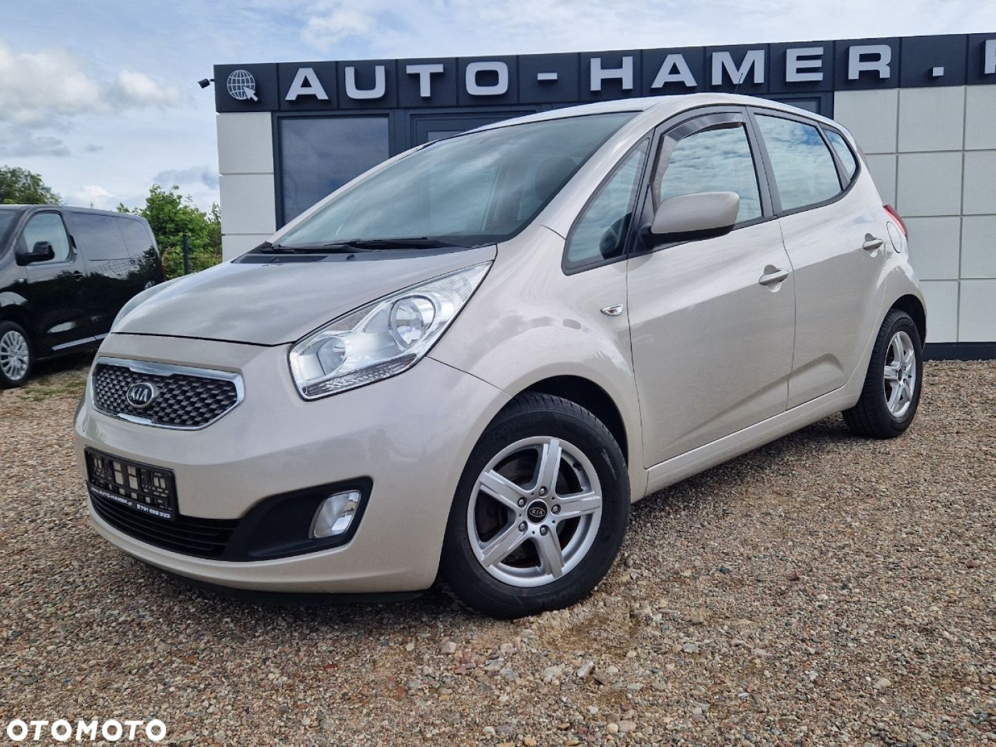 Kia Venga - 21