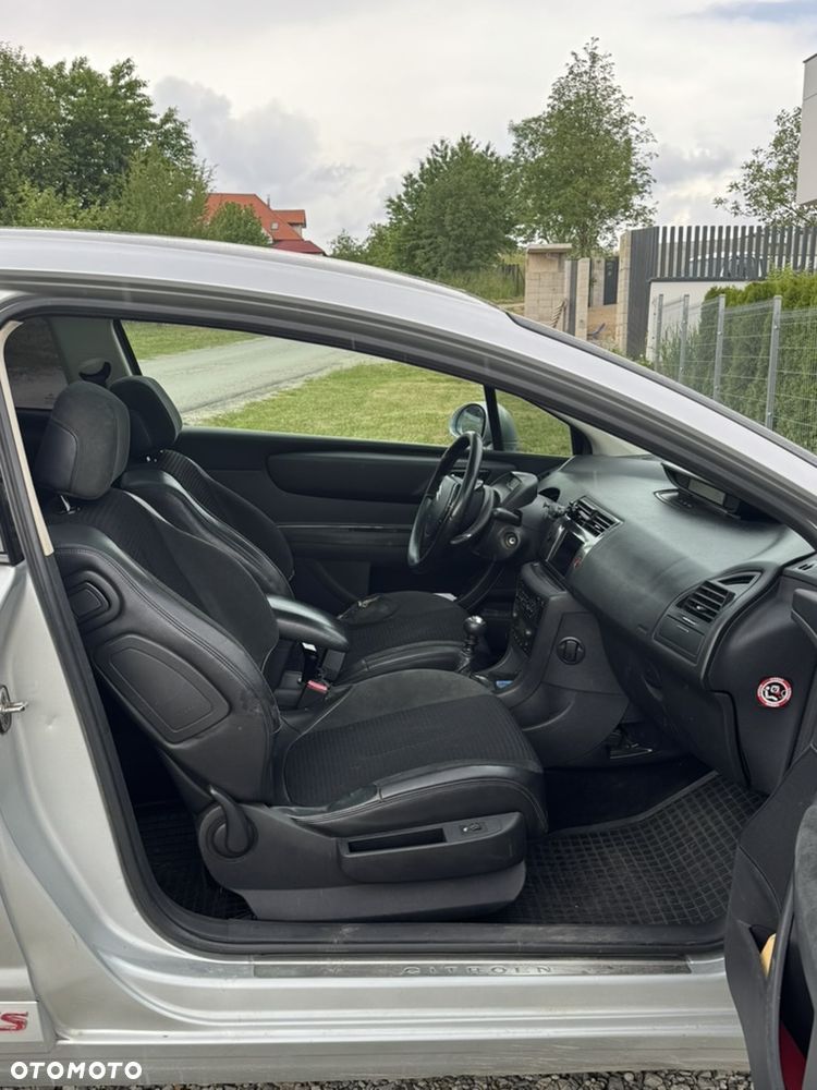 Citroën C4 2.0 HDi VTS - 14