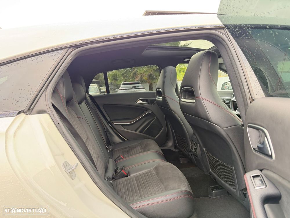 Mercedes-Benz CLA 180 d Shooting Brake AMG Line - 41