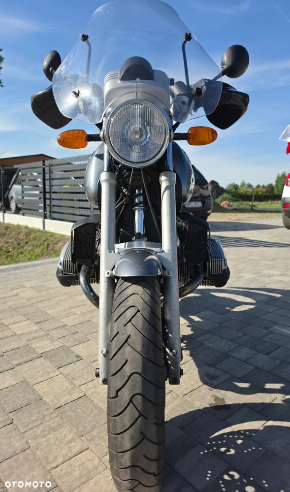 BMW R - 1