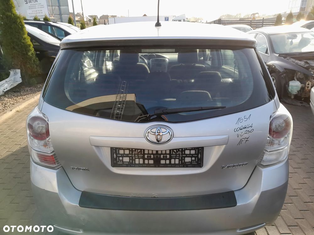 TOYOTA VERSO II 2009R KLAPA BAGAŻNIKA TYLNA TYŁ KOLOR: 1F7 - 1