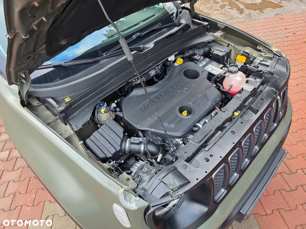 Jeep Renegade - 14