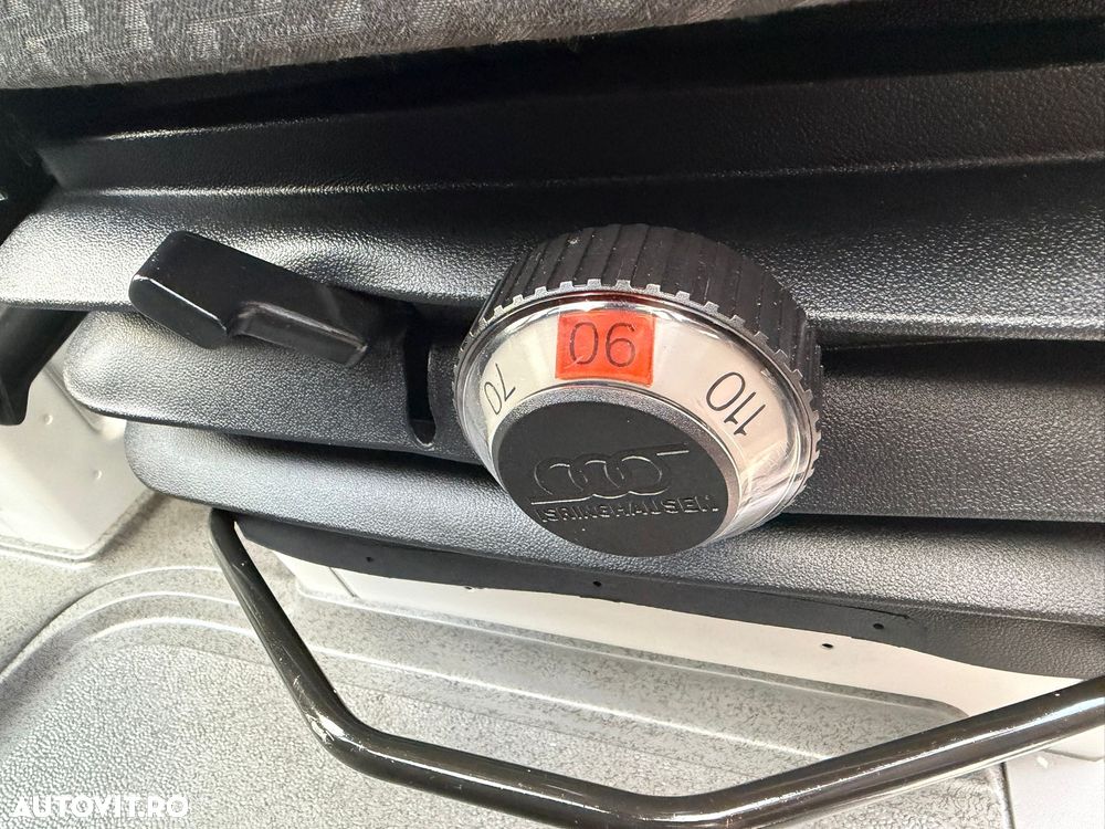 Volkswagen Crafter - 13