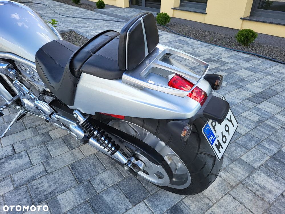 Harley-Davidson V-Rod Street Rod - 8