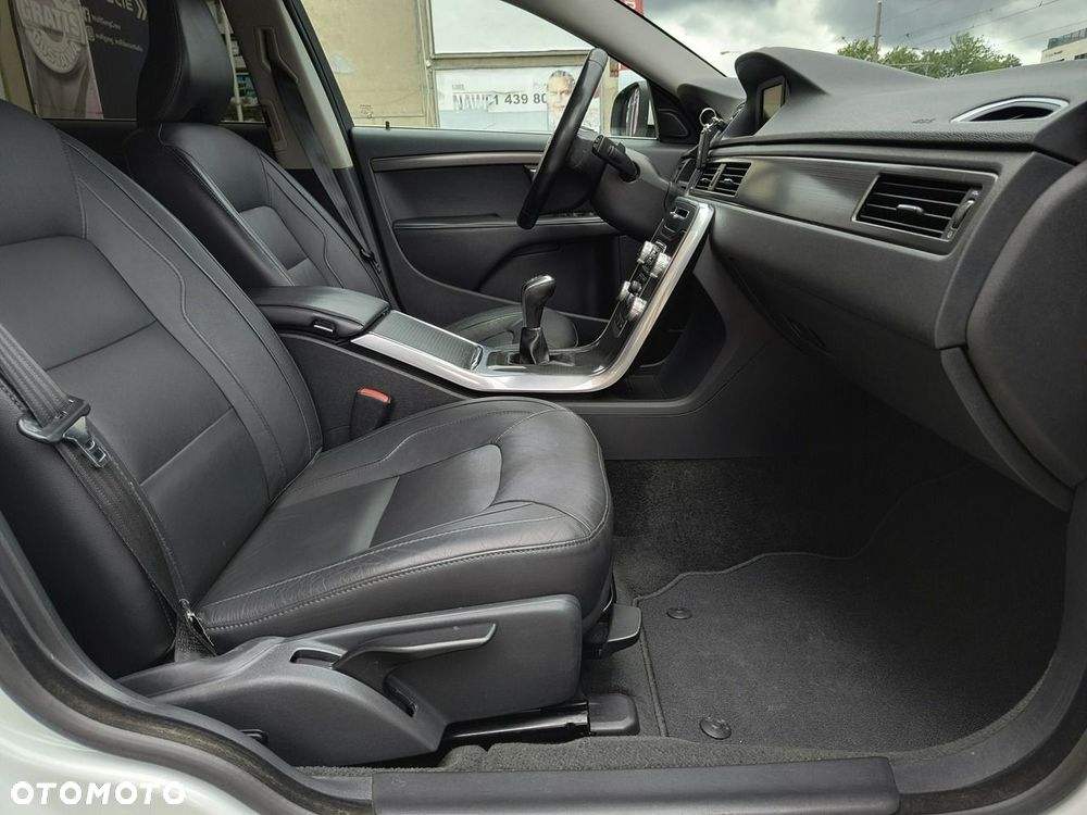 Volvo V70 D3 Drive-E Dynamic Momentum - 37