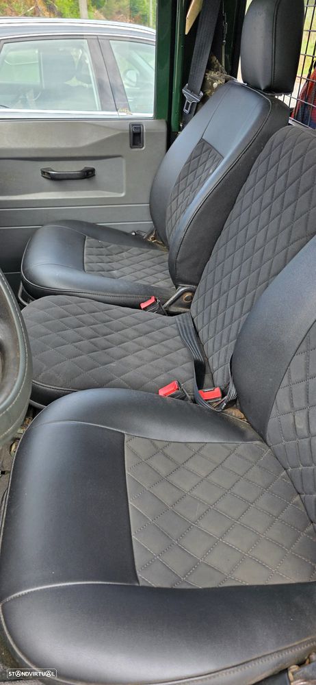 Land Rover Defender 90 2.5 TD5 Metal Top - 10