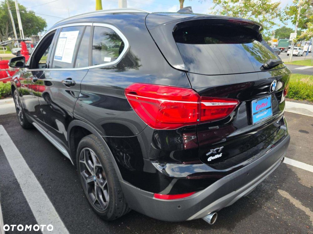 BMW X1 - 3