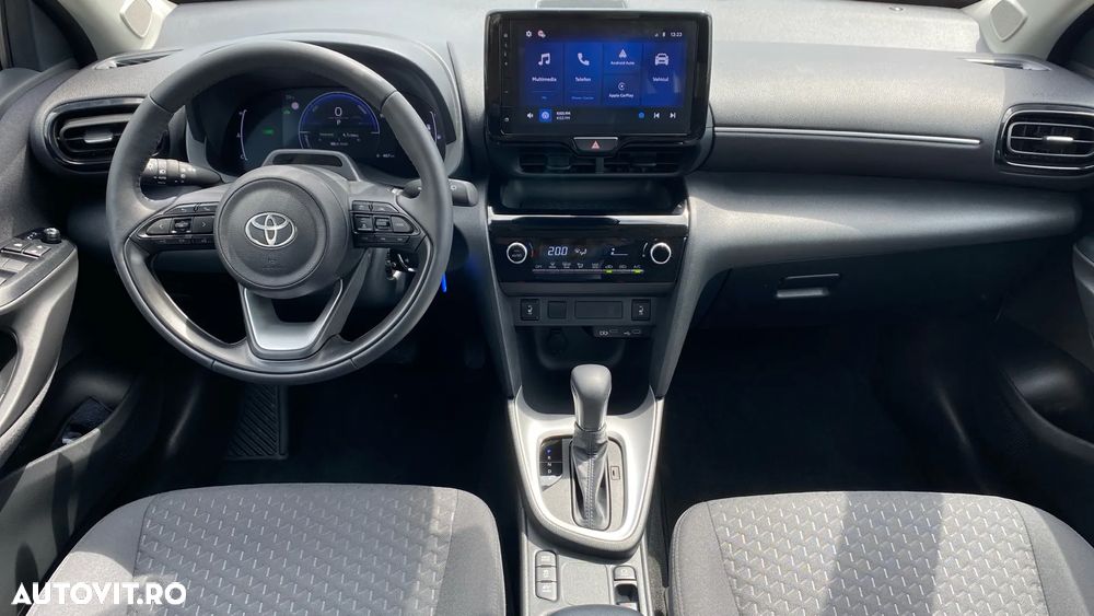 Toyota Yaris Cross 1.5 VVT-i HSD 116 4x2 HEV Business - 8