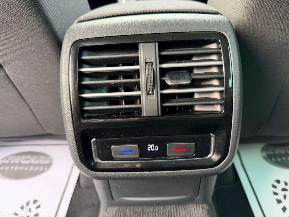 Volkswagen Passat 2.0 TDI (BlueMotion Technology) Comfortline - 12