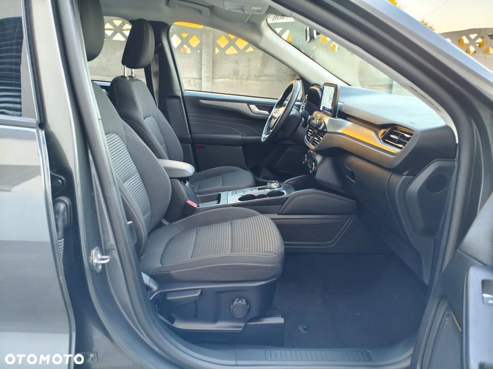 Ford Kuga 2.5 Duratec FHEV TITANIUM - 18