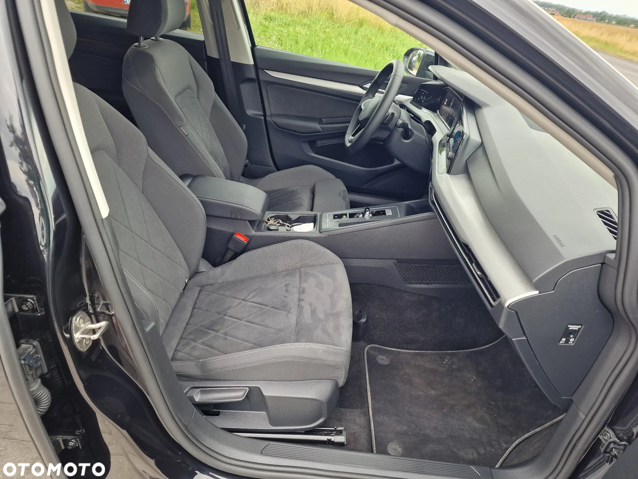 Volkswagen Golf VIII 2.0 TDI Edition 50 DSG - 29