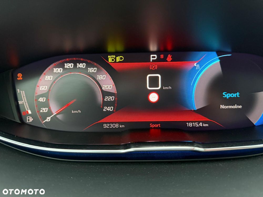 Peugeot 5008 1.6 PureTech GT S&S EAT8 - 32