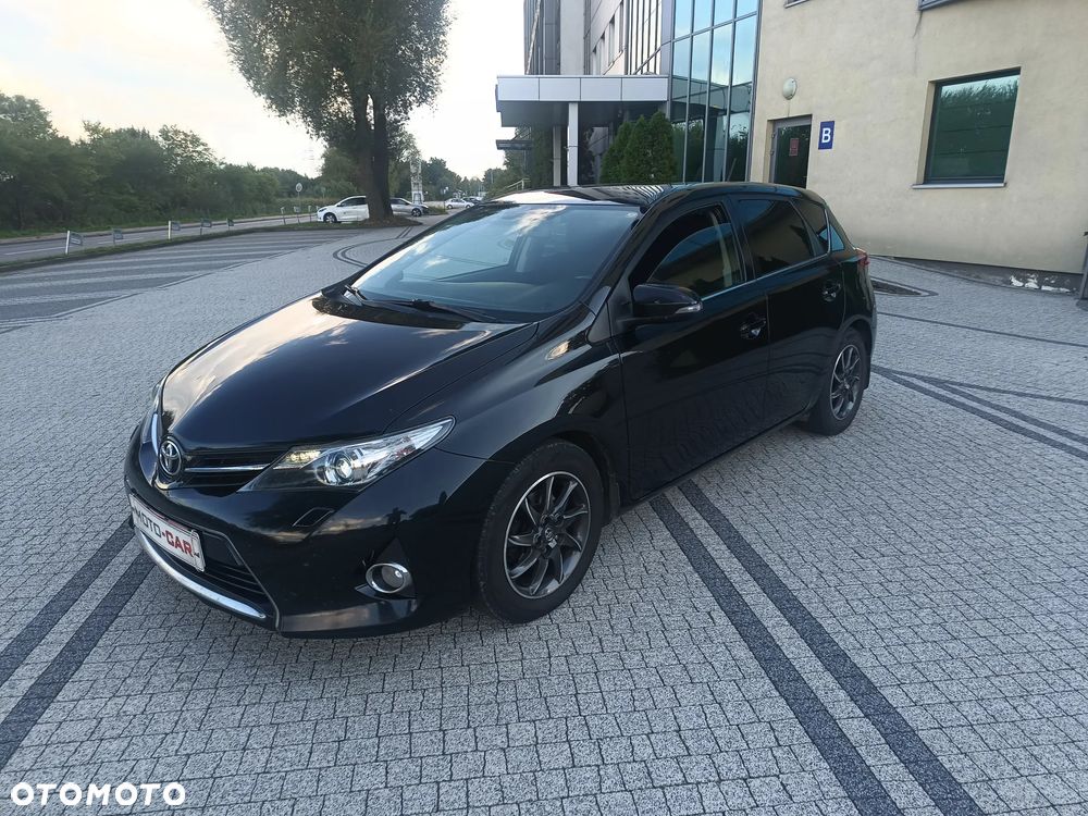 Toyota Auris 1.4 D-4D Life Plus - 3
