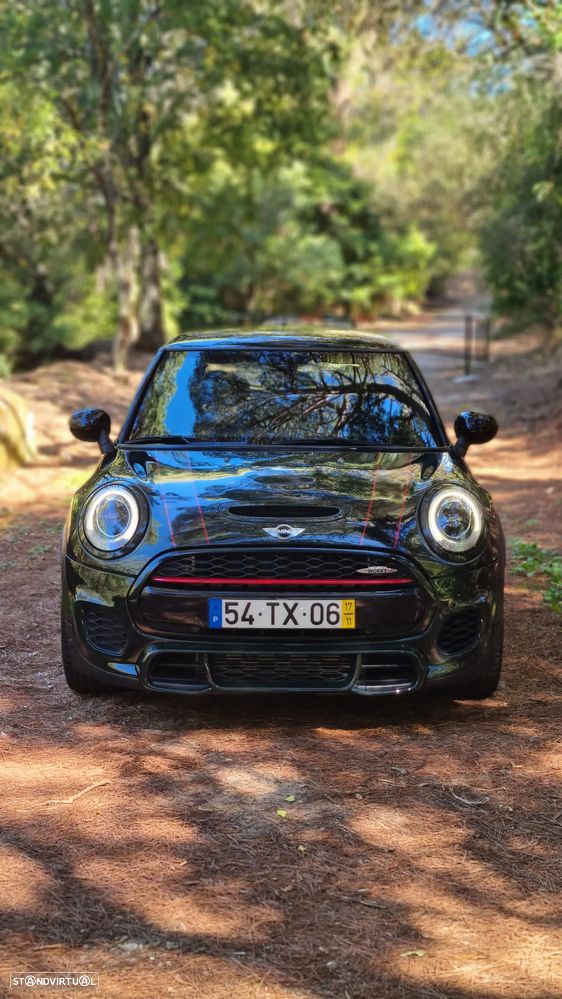 MINI 3 Portas John Cooper Works Auto Desportiva - 3