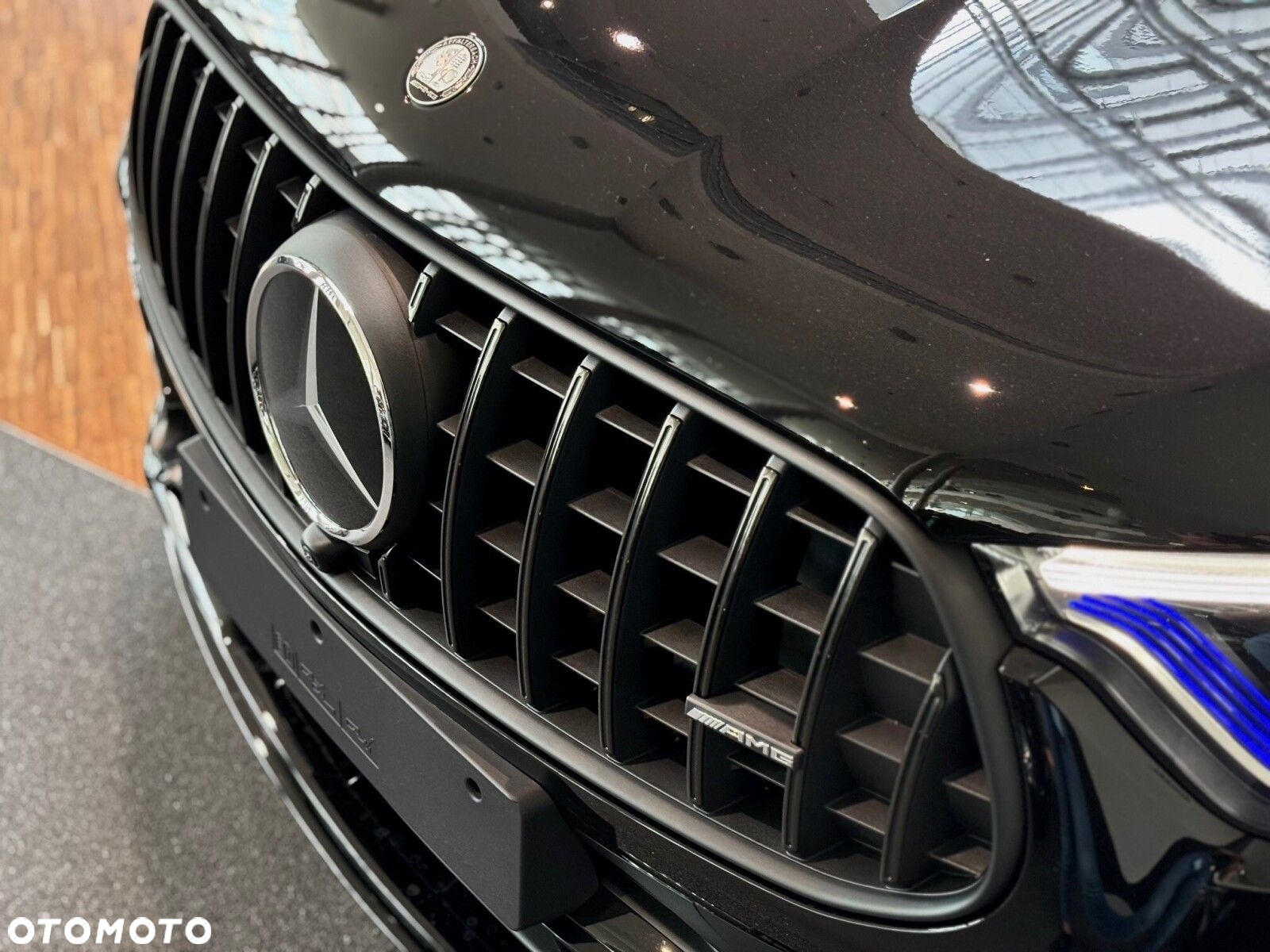 Mercedes-Benz GLC - 4