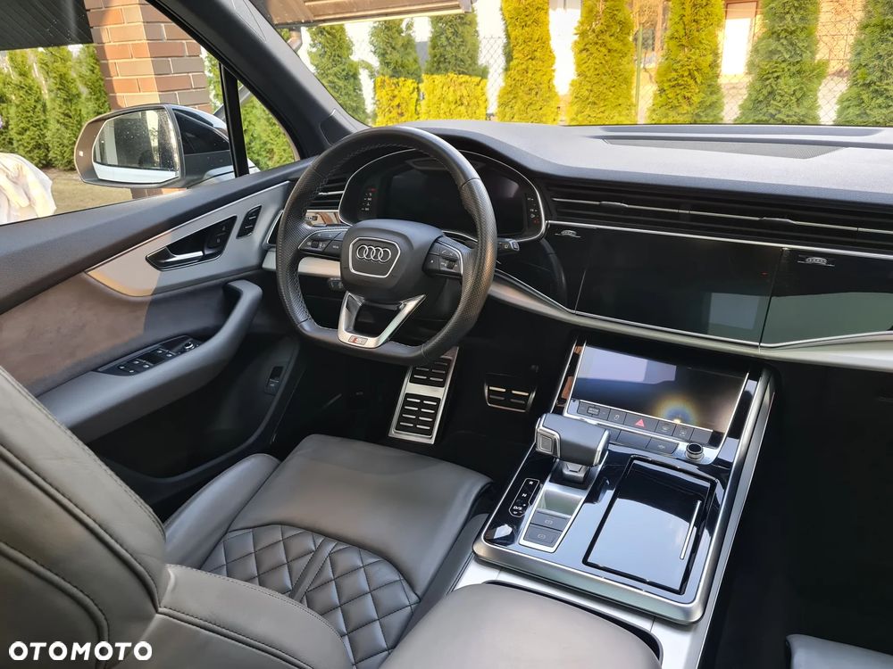 Audi Q7 - 15