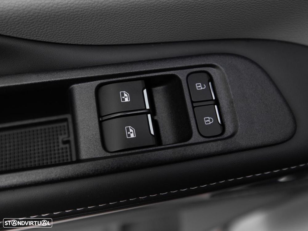 Maxus E-Deliver 7 - 10