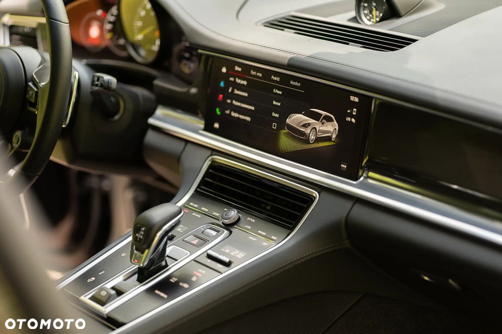 Porsche Panamera ver-4s-e--hybrid-sport-turismo - 21