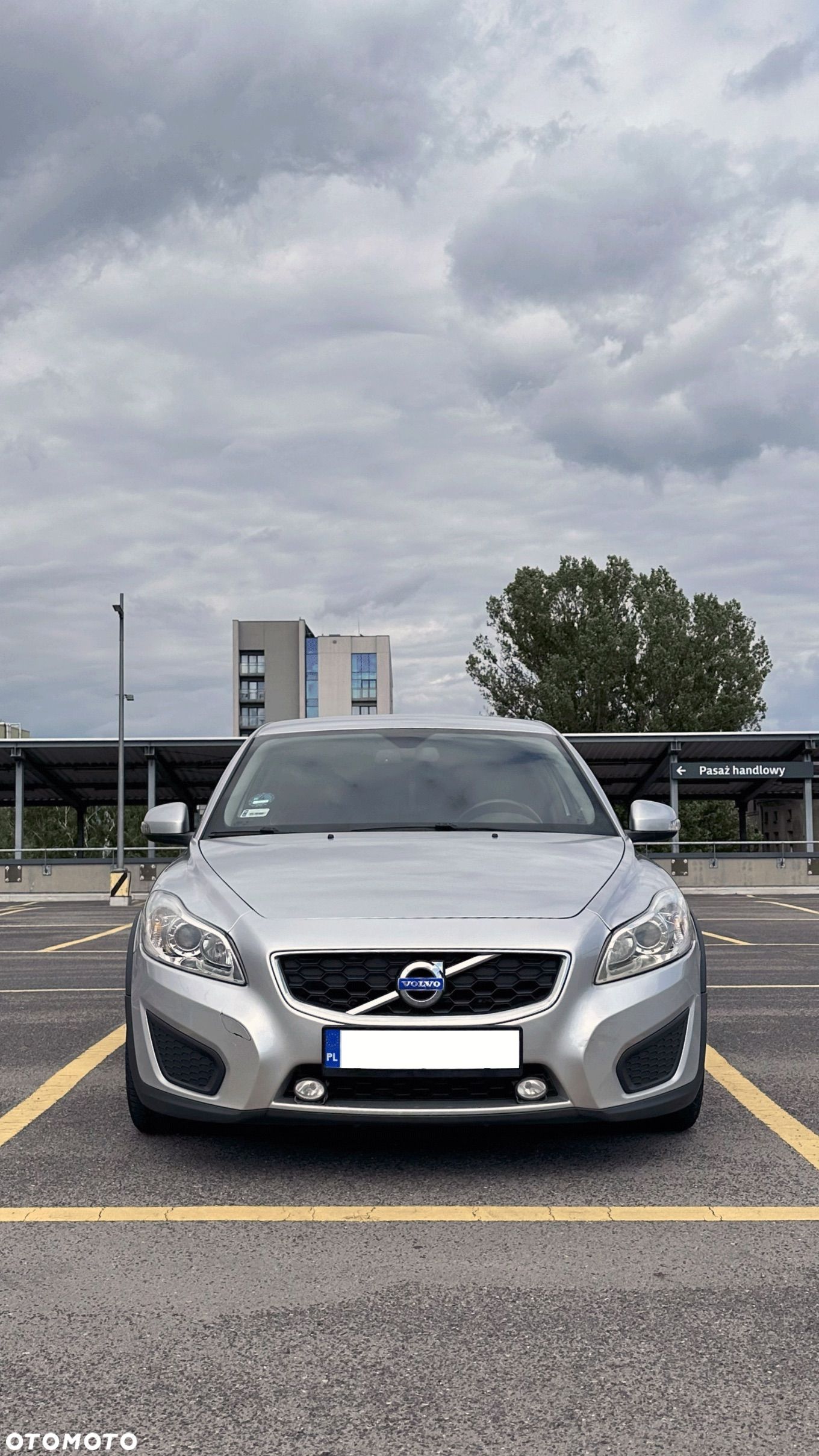 Volvo C30 D2 DRIVe Momentum Start-Stop - 1