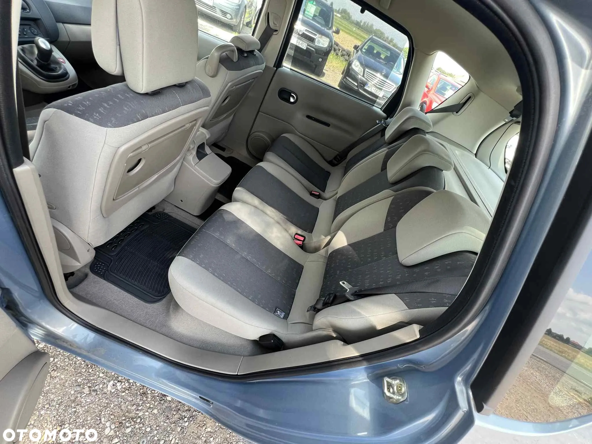 Renault Scenic - 11