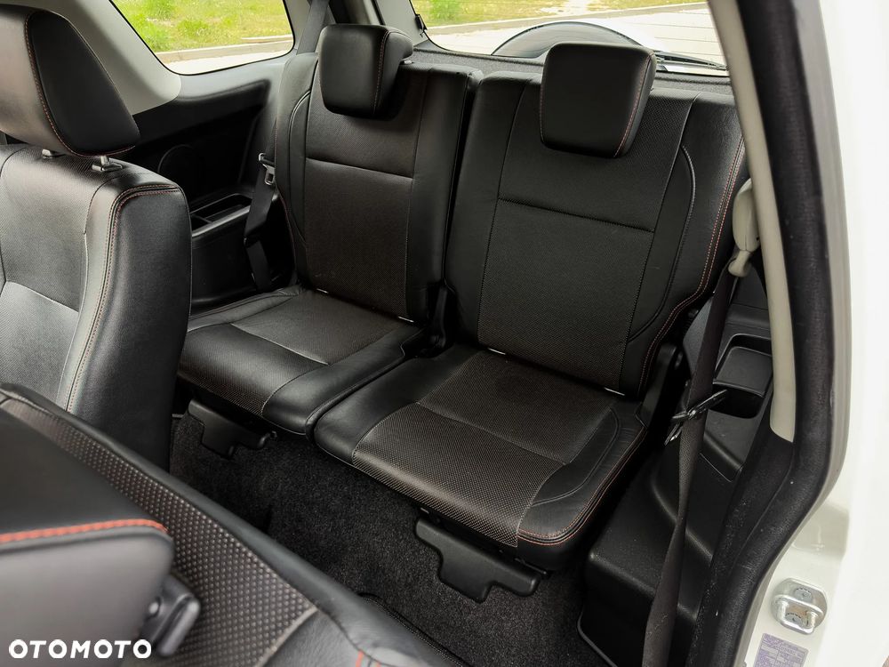 Suzuki Grand Vitara 1.6 De luxe - 11