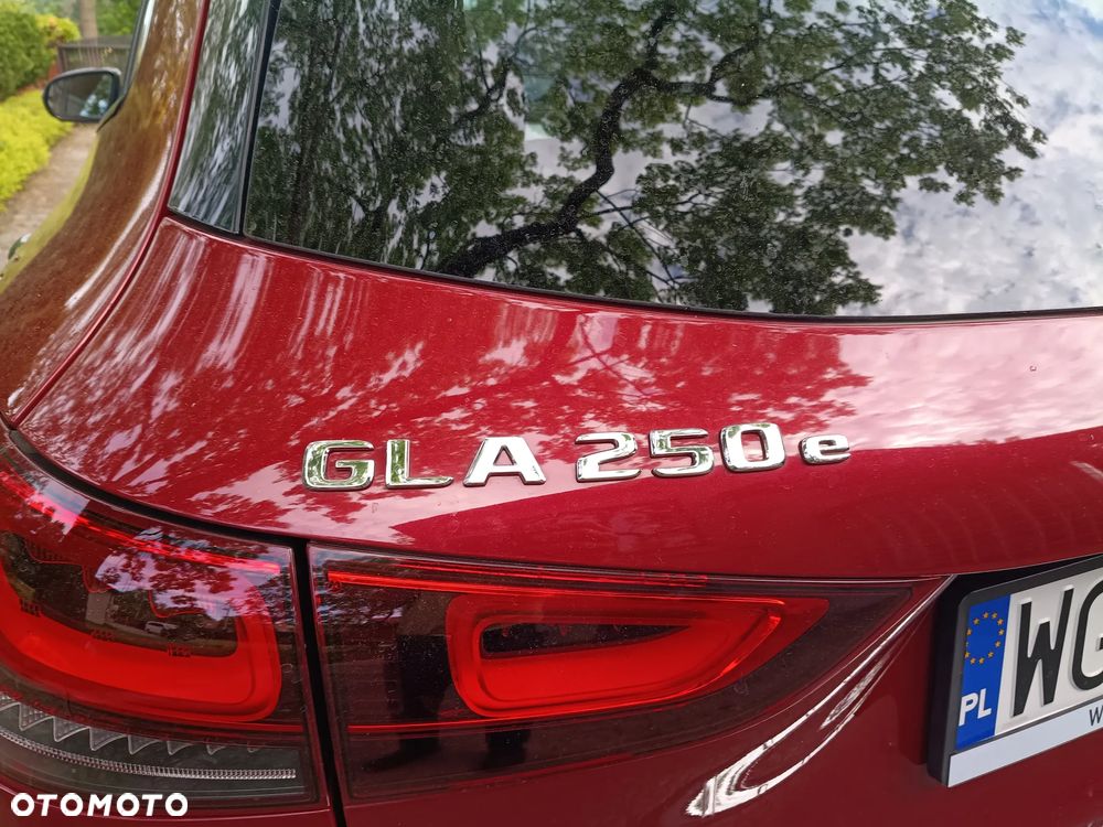 Mercedes-Benz GLA - 5