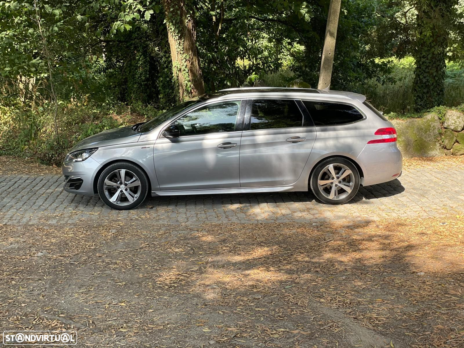Peugeot 308 1.2 PureTech GT Line EAT8 - 8