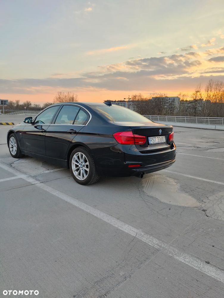 BMW Seria 3 318i Sport Line - 3