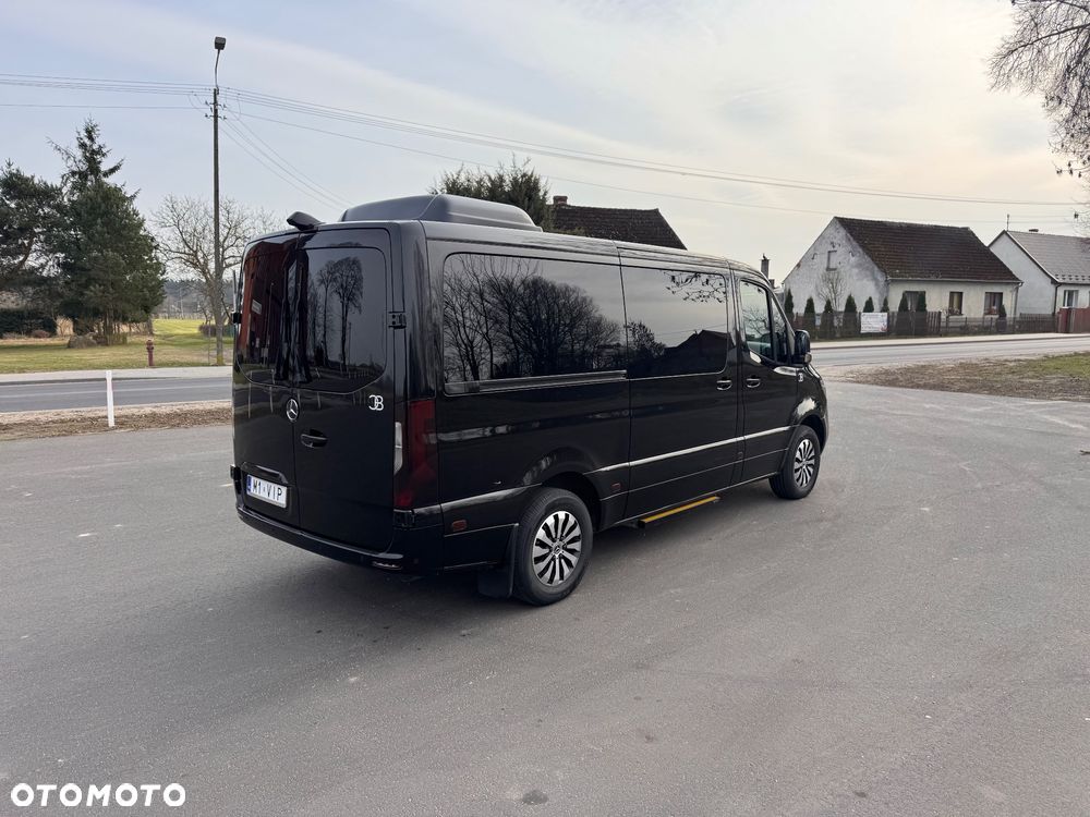 Mercedes-Benz Sprinter - 9