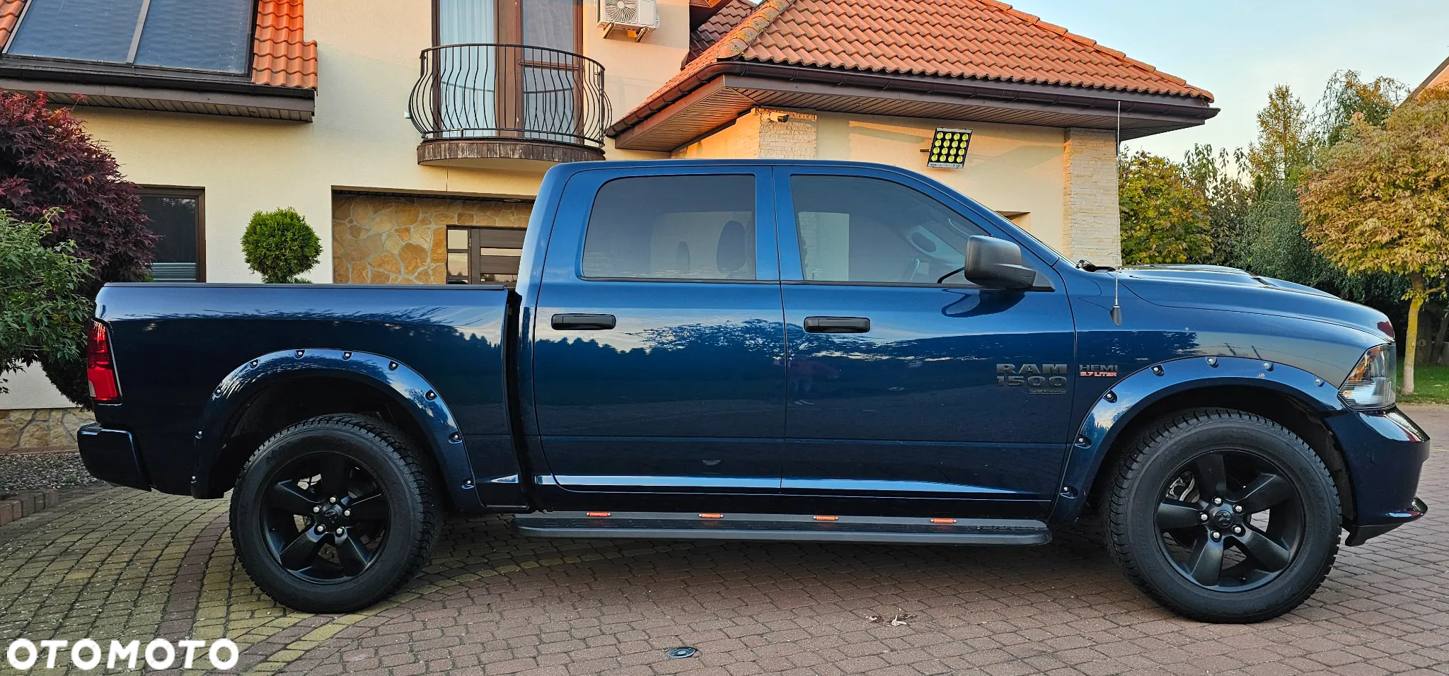 RAM 1500 - 8