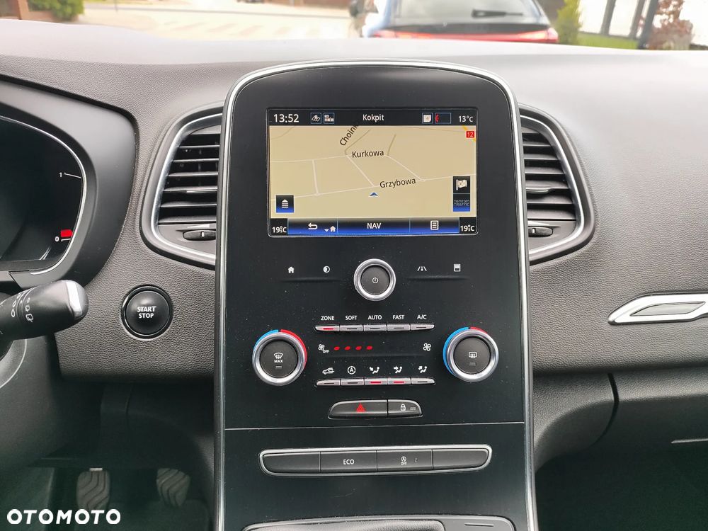 Renault Grand Scenic - 14