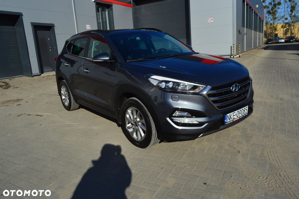 Hyundai Tucson 1.7 CRDI BlueDrive GO 2WD - 11