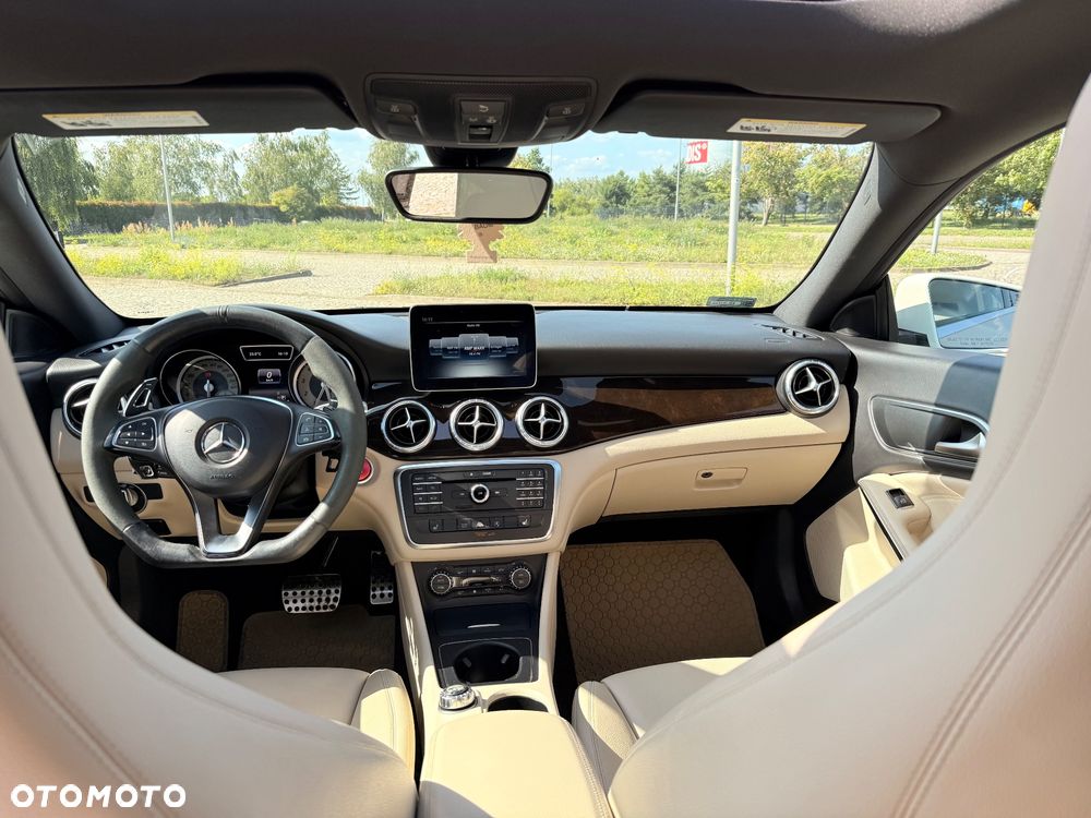 Mercedes-Benz CLA 250 7G-DCT AMG Line - 9